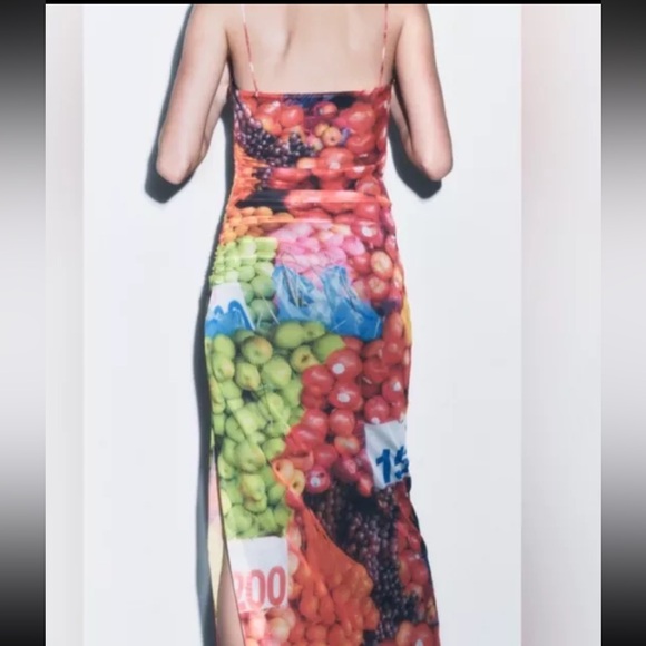 NWT ZARA Ruched Mesh Colorful Fruit Stand Print Midi Dress Sz Medium Blogger M - Picture 3 of 9